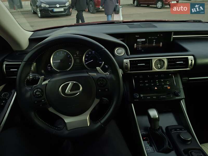 Седан Lexus IS 2013 в Хмельницком