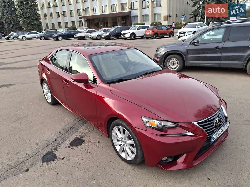 Седан Lexus IS 2013 в Хмельницком