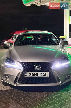 Lexus IS 2010