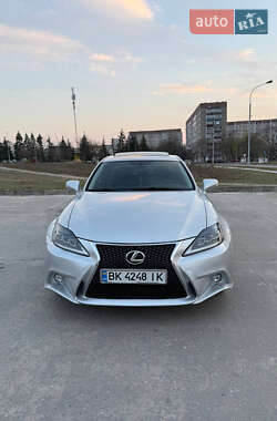 Седан Lexus IS 2010 в 