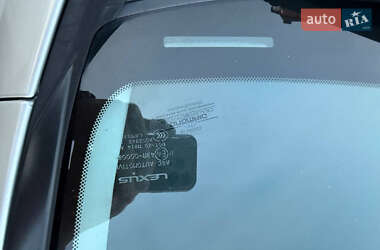 Седан Lexus IS 2010 в 