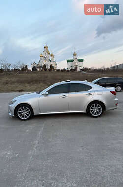 Седан Lexus IS 2010 в 