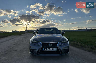 Седан Lexus IS 2014 в 