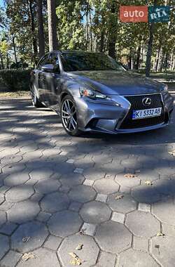 Седан Lexus IS 2014 в 