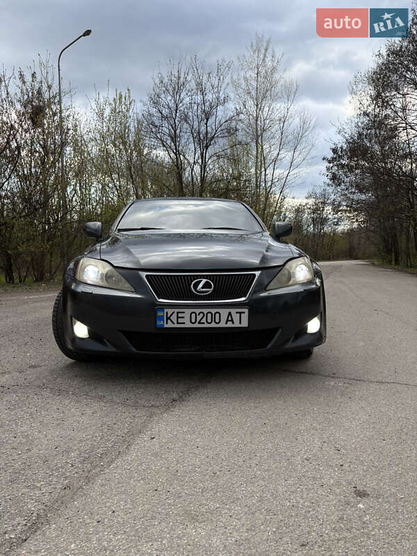 Седан Lexus IS 2006 в Днепре