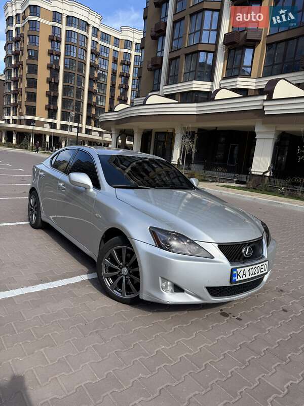 Lexus IS 2007