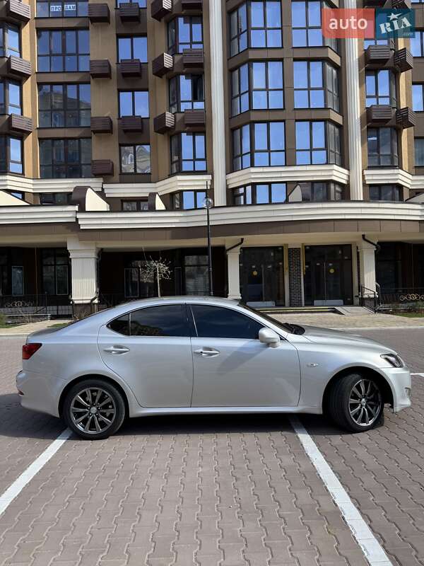 Седан Lexus IS 2007 в Києві