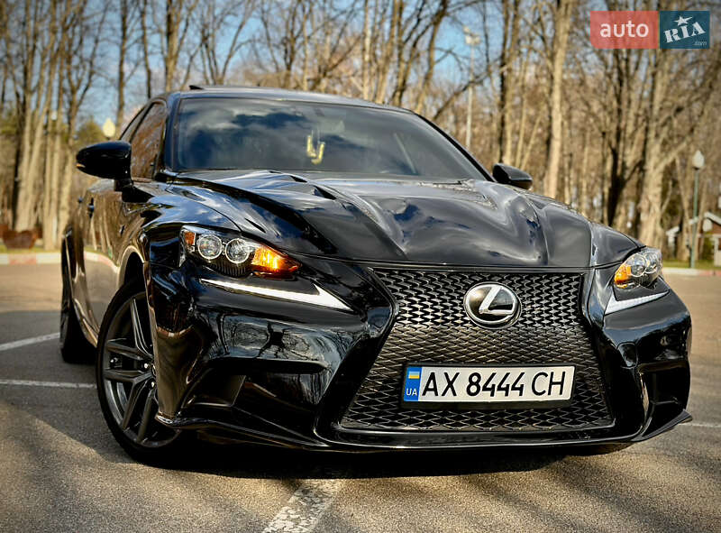 Lexus IS 2014