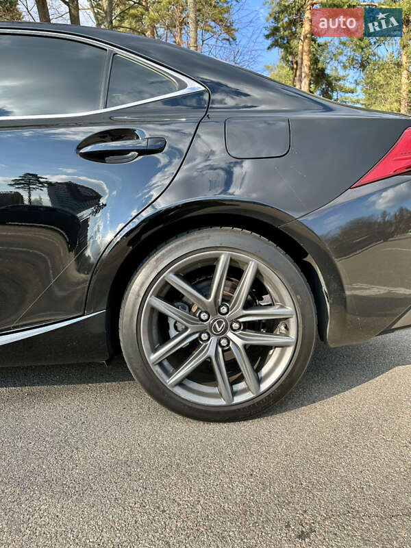 Седан Lexus IS 2014 в Харькове