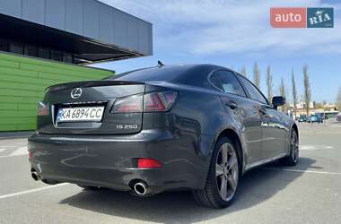 Седан Lexus IS 2011 в 