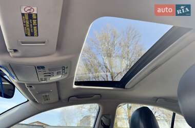 Седан Lexus IS 2011 в 