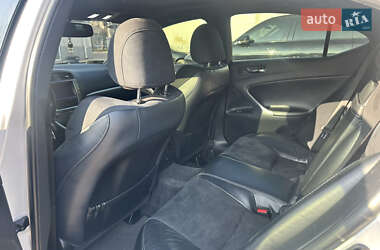 Седан Lexus IS 2012 в 
