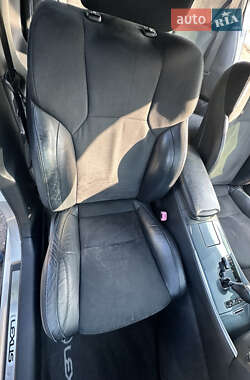 Седан Lexus IS 2012 в 