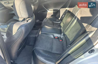 Седан Lexus IS 2012 в 
