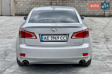 Седан Lexus IS 2011 в 