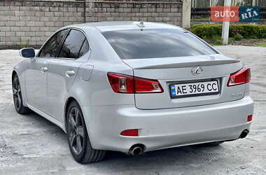Седан Lexus IS 2011 в 