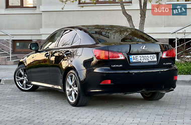 Седан Lexus IS 2009 в 