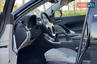 Седан Lexus IS 2009 в 