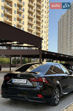 Седан Lexus IS 2016 в Одессе