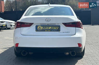 Седан Lexus IS 2014 в 