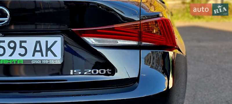 Седан Lexus IS 2017 в Одессе