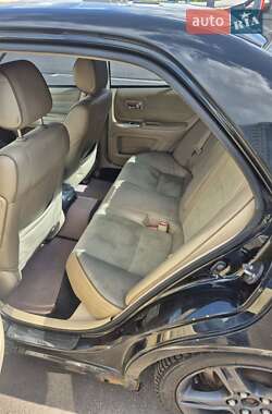 Седан Lexus IS 2004 в 