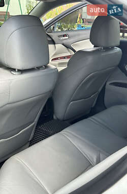 Седан Lexus IS 2006 в 