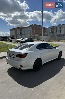 Седан Lexus IS 2006 в 