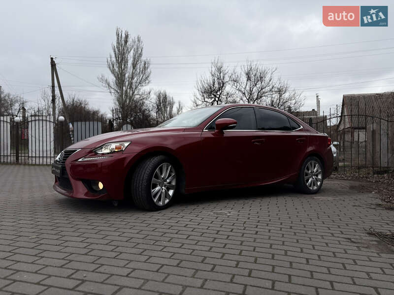 Lexus IS 2013