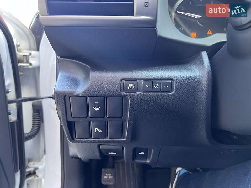 Седан Lexus IS 2013 в Львове