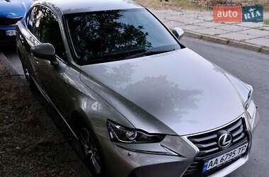Седан Lexus IS 2017 в Києві