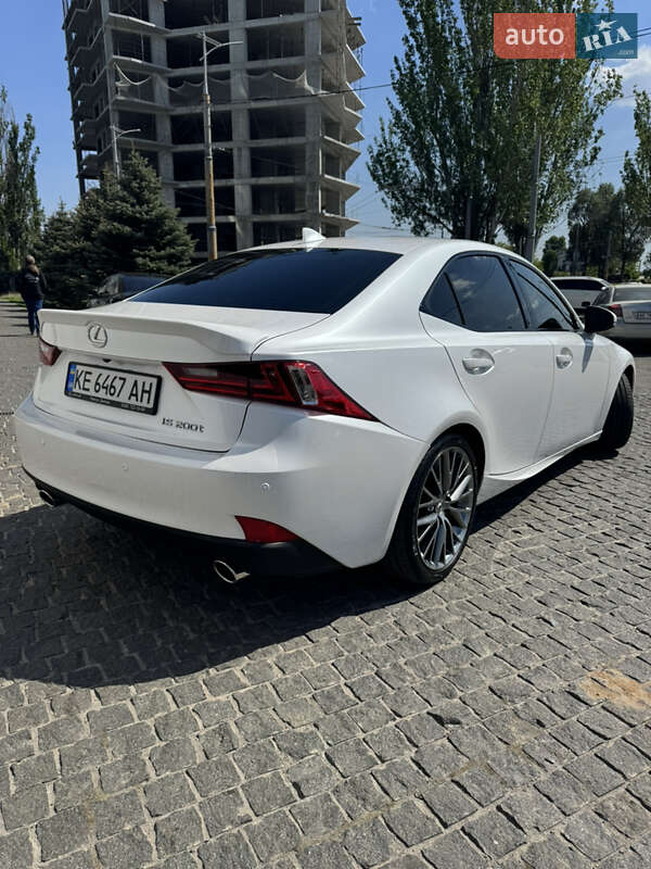 Седан Lexus IS 2016 в Дніпрі