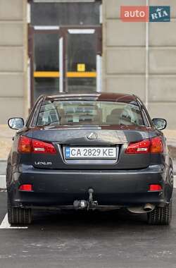 Седан Lexus IS 2007 в 