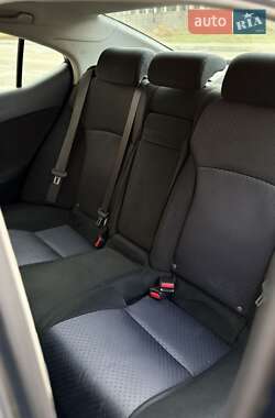 Седан Lexus IS 2007 в 