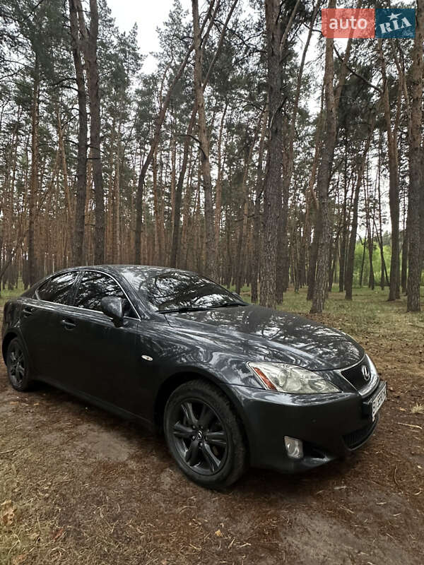 Седан Lexus IS 2006 в Полтаве фото 3 Седан Lexus IS 2006 в Полтаве