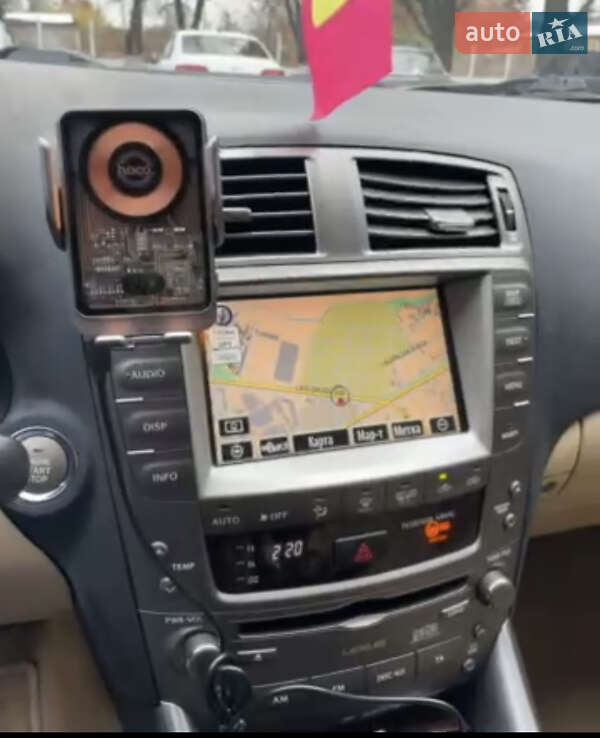 Седан Lexus IS 2006 в Львові