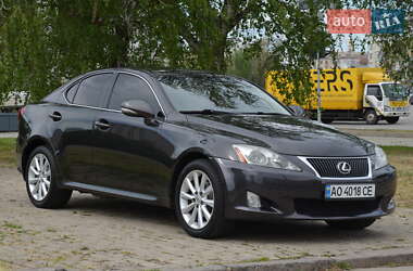 Седан Lexus IS 2010 в 