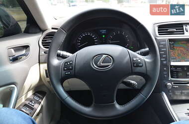 Седан Lexus IS 2010 в 