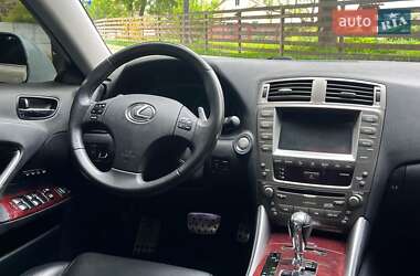 Седан Lexus IS 2008 в 