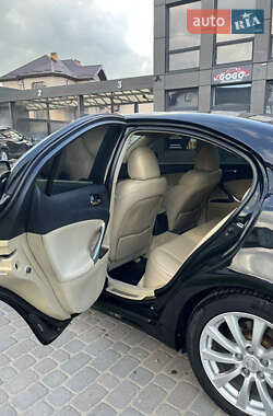 Седан Lexus IS 2006 в 