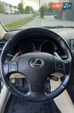 Седан Lexus IS 2006 в 
