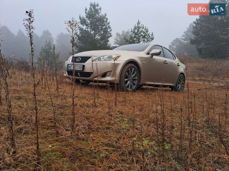 Седан Lexus IS 2006 в Дніпрі