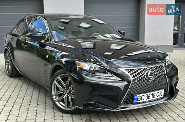 Седан Lexus IS 2013 в 