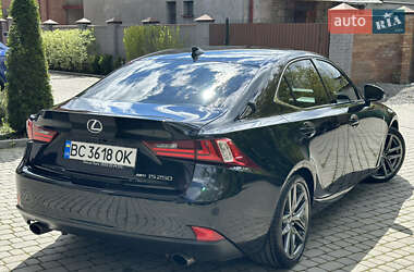 Седан Lexus IS 2013 в 