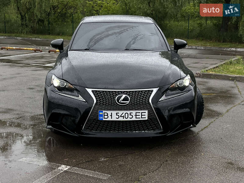 Седан Lexus IS 2014 в Киеве