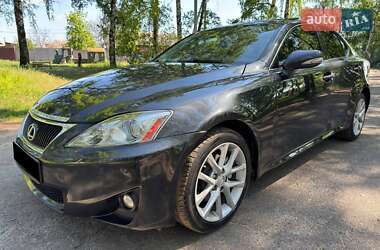 Седан Lexus IS 2012 в 
