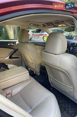 Седан Lexus IS 2008 в 