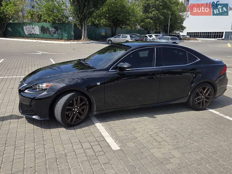 Седан Lexus IS 2013 в Киеве фото 5 Седан Lexus IS 2013 в Киеве