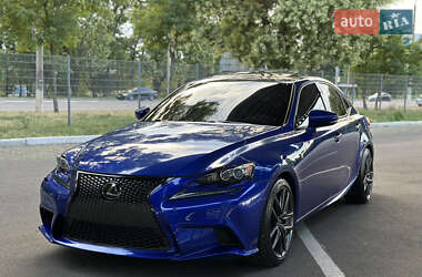 Седан Lexus IS 2014 в 