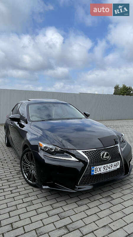 Седан Lexus IS 2014 в Хмельницком